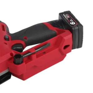 Milwaukee M12 FHS-602X Potatore a Catena a Batteria Brushless Lama / Catena 15 Cm 2 Batterie da 6 Ah Lubrificazione Automatica Mini Elettrosega da potatura M12 FUEL™ - immagine 4
